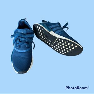 Rare Adidas NMD R1 in navy, mens size 9.5